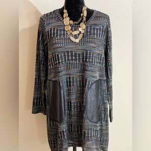 COMFY USA MULTICOLORED TEXTURED SWEATER WITH LEATHER POCKETS SZ XLG